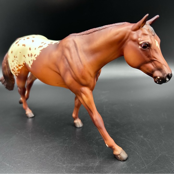 Breyer Chocolatey Appaloosa Horse Model Bay Blanket Western Figure USA - Picture 4 of 11